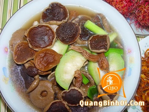 Canh nấm tràm