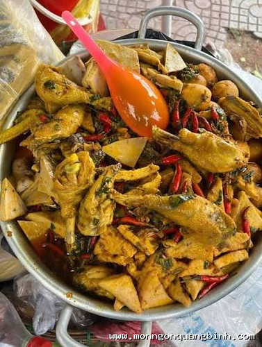 Cơm Gà Lạc Sơn – Món Cơm Quê Nổi Tiếng Của Tuyên Hóa, Quảng Bình