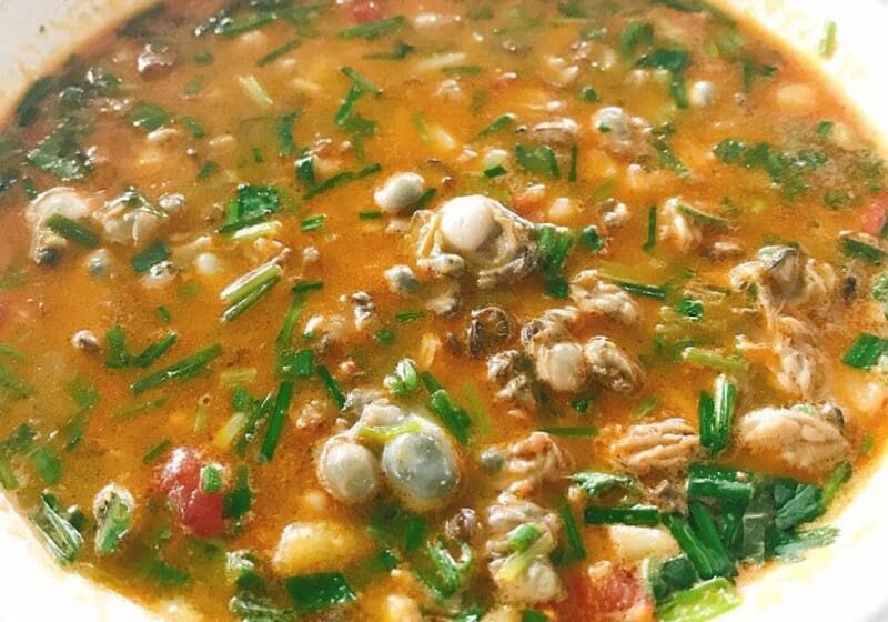 Cháo Hàu Quán Hàu – Đặc Sản Dân Dã Nổi Tiếng Quảng Bình