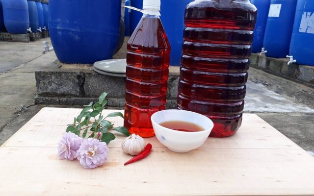 Nước mắm cốt truyền thống Quảng Bình